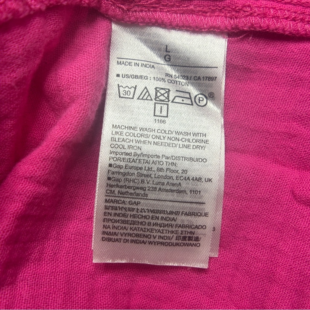 EUC GAP Pink Button-Down Shirt Size L - Picture 10 of 13